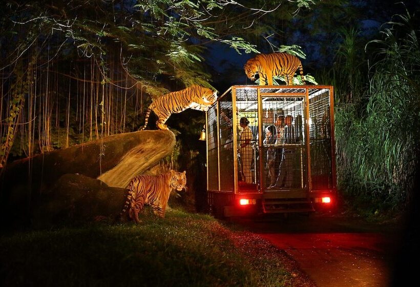 فندق Mara River Safari Lodge Bali