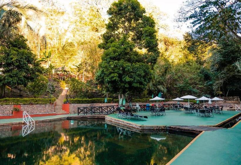 فندق Mato Grosso Águas Quentes