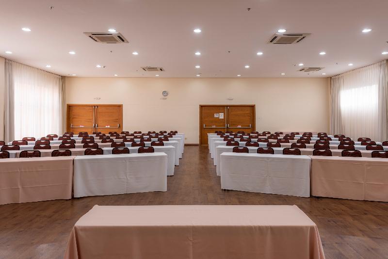 Отель Monreale Plus Sao Jose Dos Campos