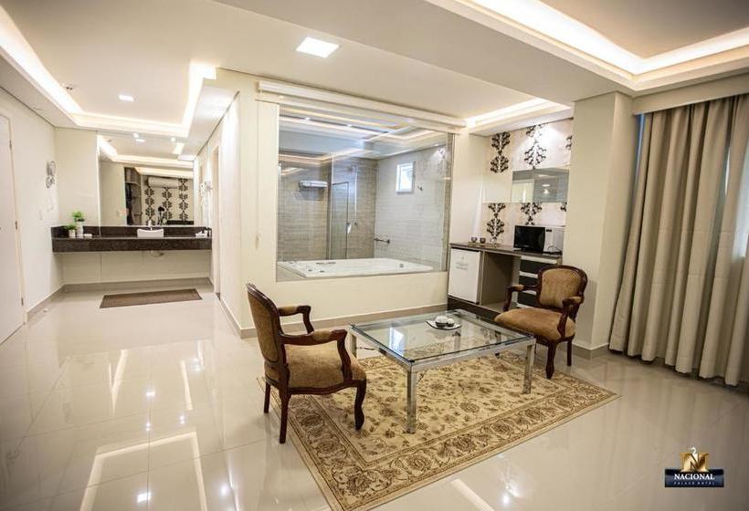 בית מלון כפרי Nacional Palace