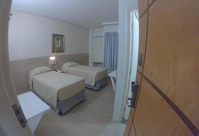 בית מלון כפרי Nacional Palace