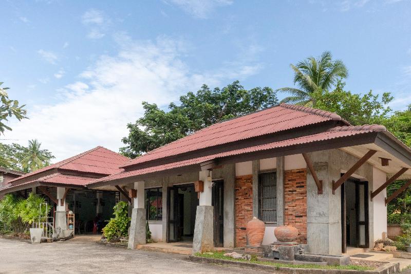 ホテル Noppharat Resort