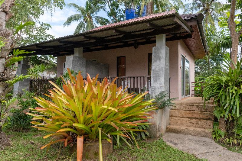 ホテル Noppharat Resort