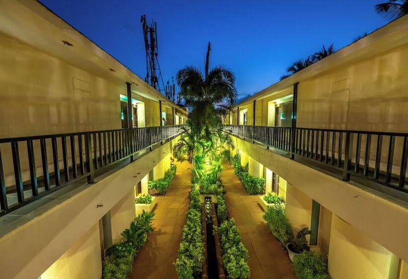 O Hotel Goa, Candolim Beach