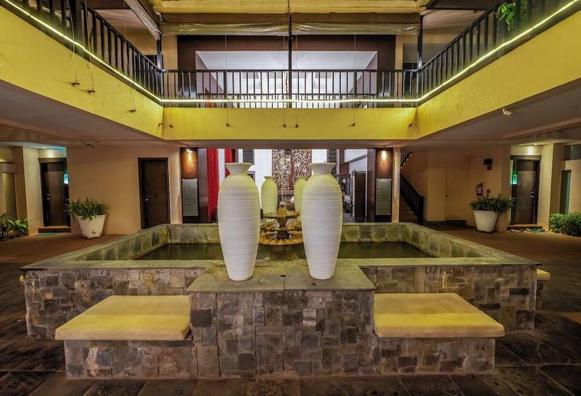 O Hotel Goa, Candolim Beach