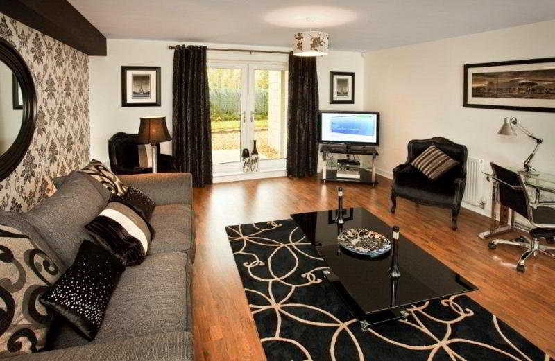 هتل Oakhill Apartments Edinburgh
