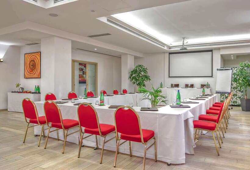 هتل Occidental Aurelia