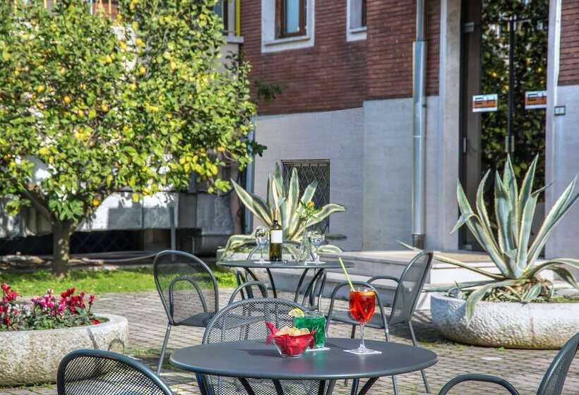 هتل Occidental Aurelia