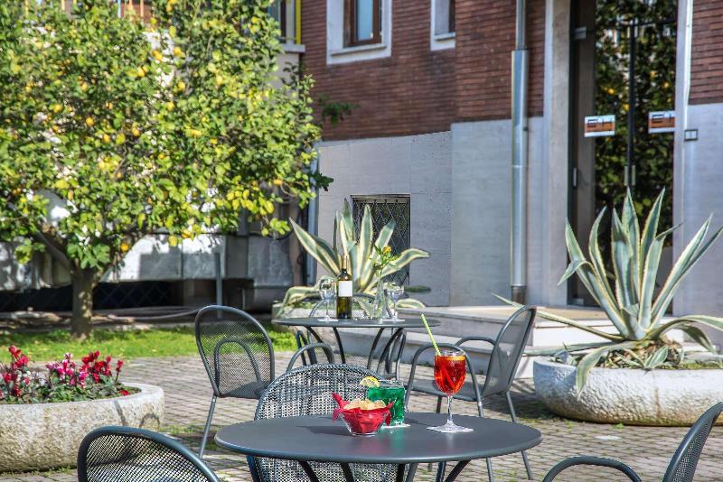 هتل Occidental Aurelia