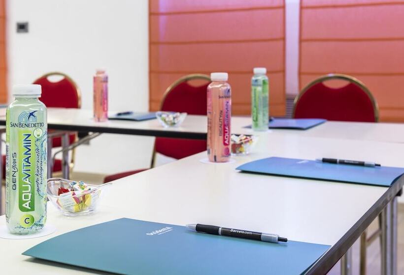 هتل Occidental Aurelia