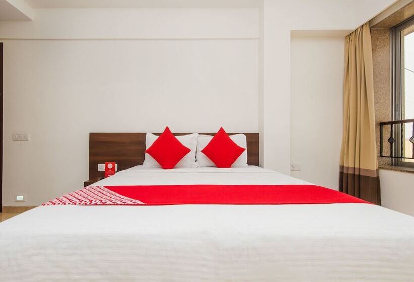 בית מלון כפרי OYO Flagship 22685 Imperial