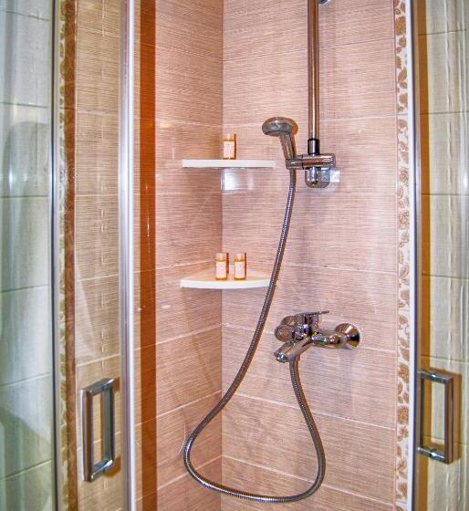 Отель Philoxenia