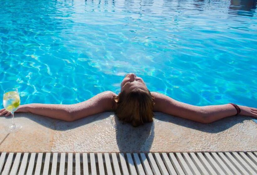 Отель Philoxenia