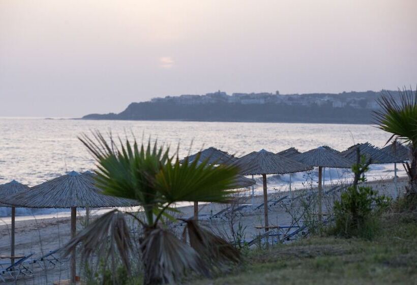 בית מלון כפרי Poseidon Beach