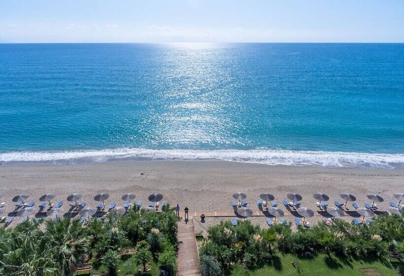 בית מלון כפרי Poseidon Beach