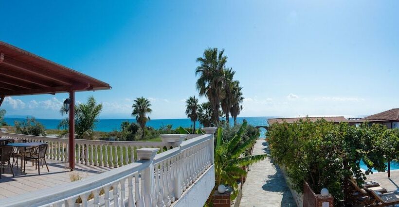 בית מלון כפרי Poseidon Beach