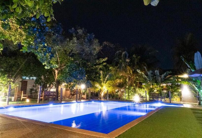 فندق Pousada Girassol