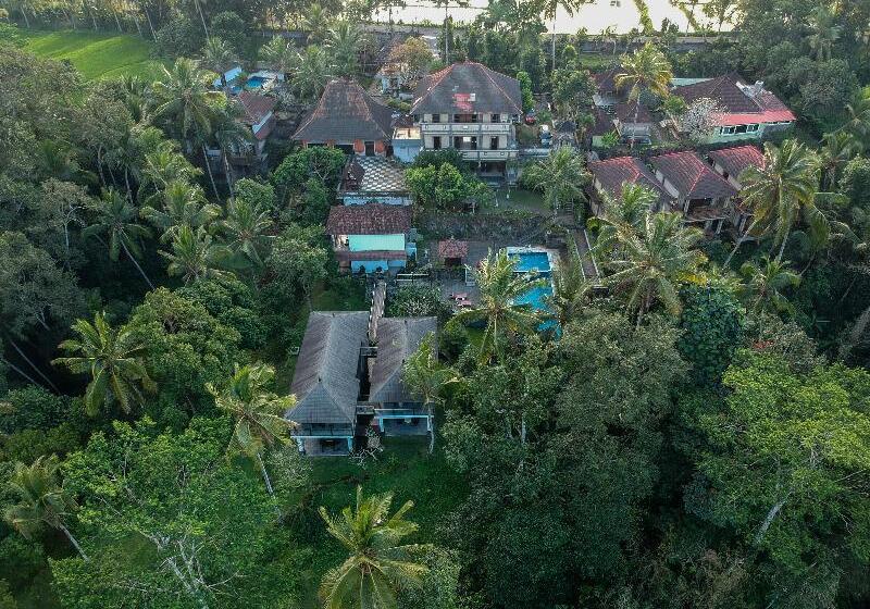 Puri Saron Hotel Madangan   Gianyar