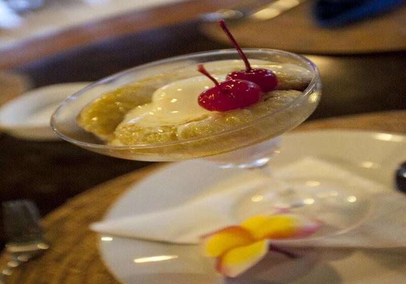 ホテル Puri Saron  Senggigi