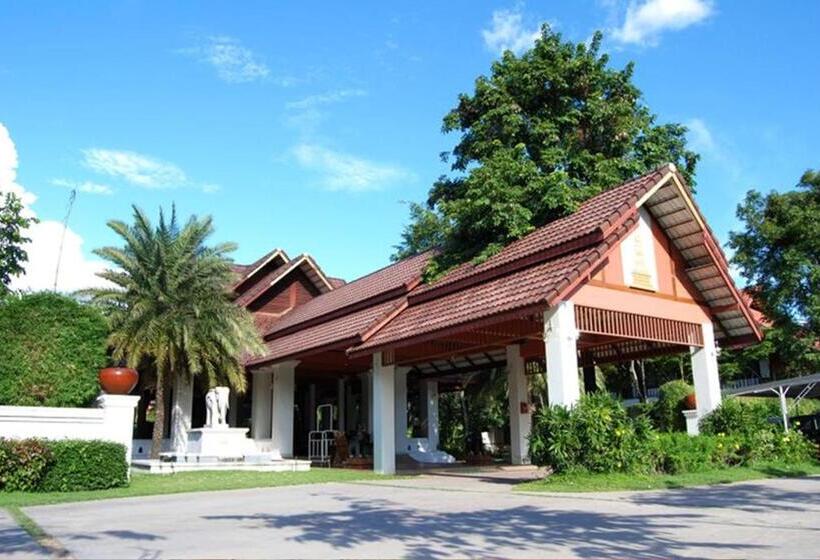 هتل Rachawadee Resort &