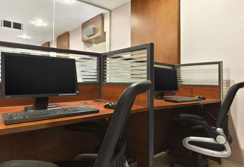 Ramada Hotel & Suites By Wyndham Ajman