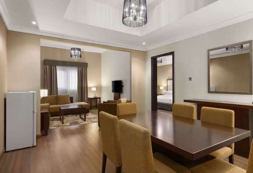 Ramada Hotel & Suites By Wyndham Ajman