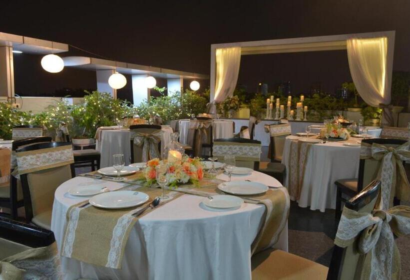 Rockland Hotel, C.r Park