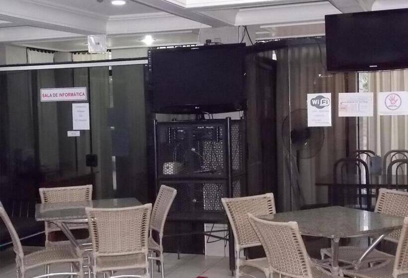 ホテル Rota Do Pantanal