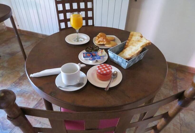 田舎風ホテル Palacio Rejadorada