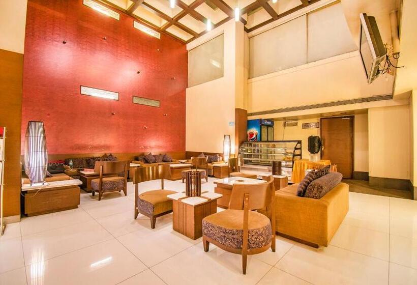 בית מלון כפרי Sadanand Regency