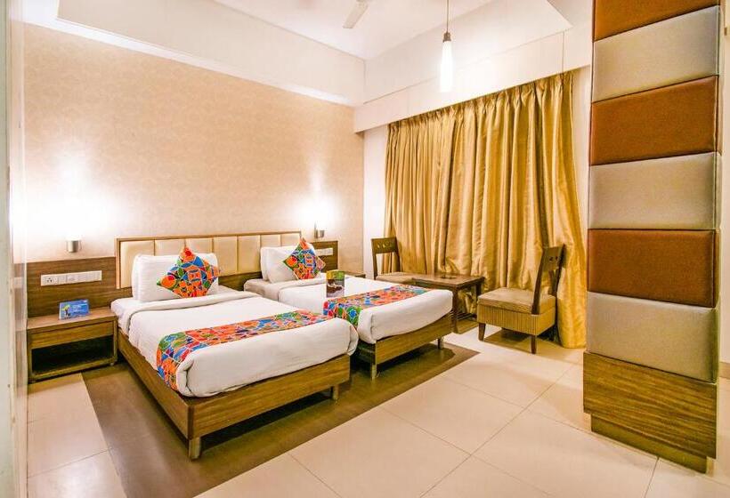 בית מלון כפרי Sadanand Regency