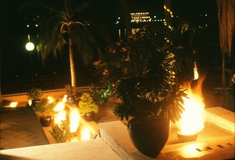 هتل Saigon Domaine Luxury Residences