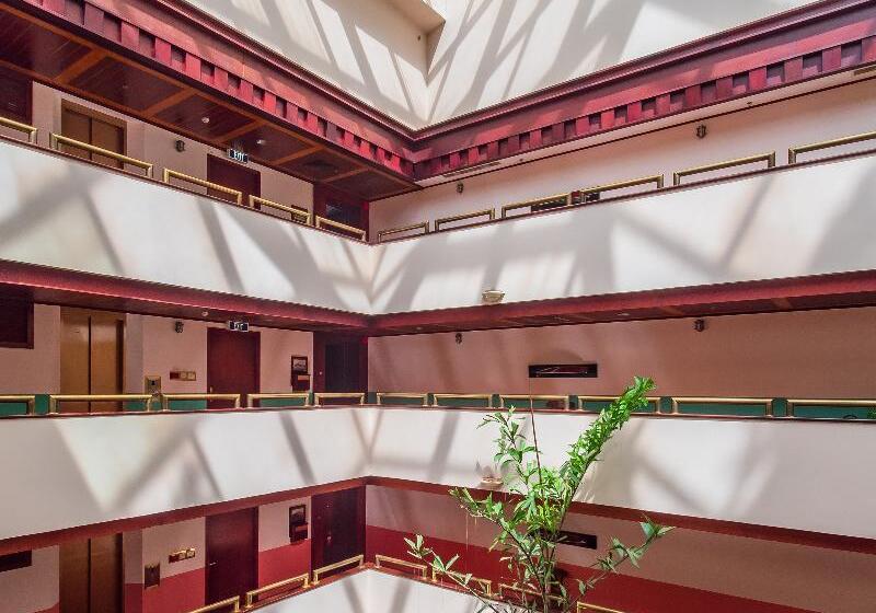 هتل Saigon Domaine Luxury Residences