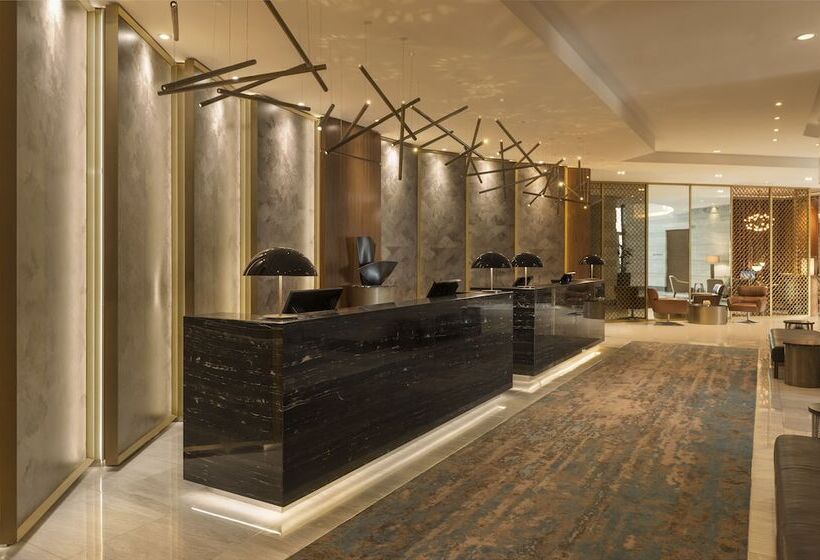 Sheraton Mall Of The Emirates Hotel, Dubai