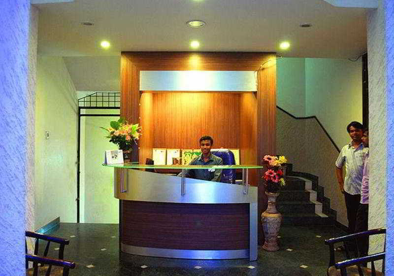 호텔 Silicon Hearth Service Apartments