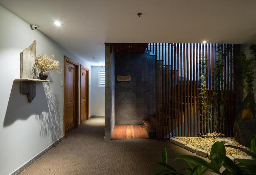 酒店 Silverland Yen