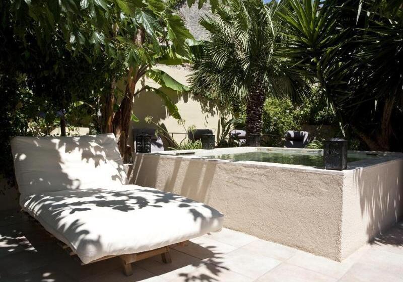 Отель Spirit Of The Knights Boutique