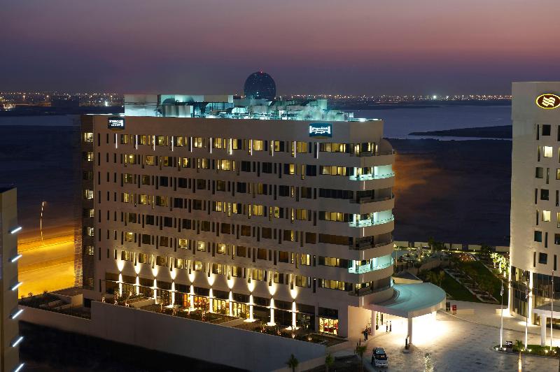 هتل Staybridge Suites Yas Island Abu Dhabi, An Ihg