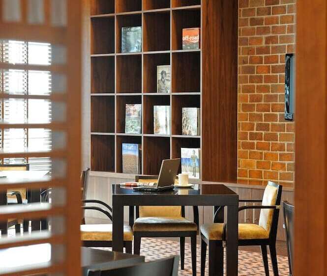 هتل Staybridge Suites Yas Island Abu Dhabi, An Ihg