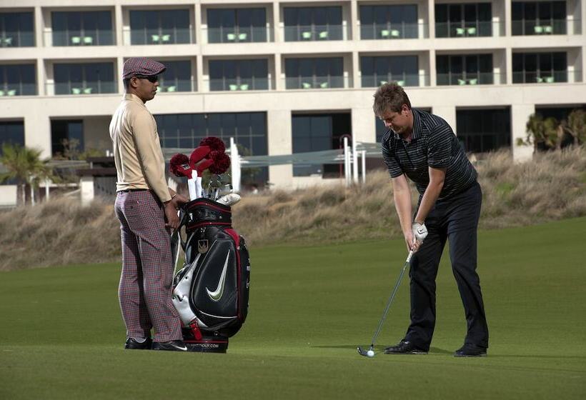 هتل Staybridge Suites Yas Island Abu Dhabi, An Ihg