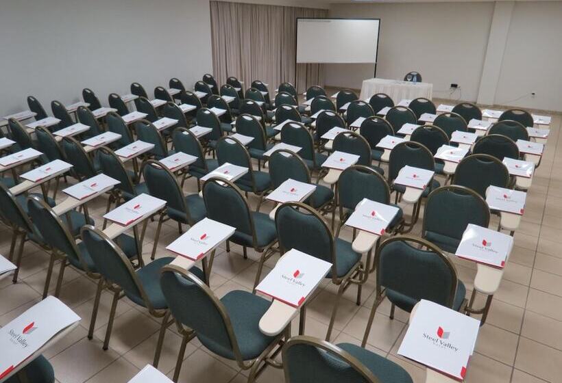 Отель Steel Valley