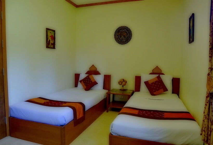 호텔 Swiss Palm Beach