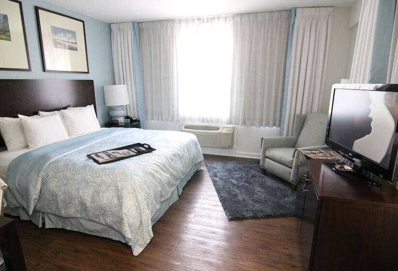 The Banyan Hotel Fort Myers, Tapestry Collection By Hilton