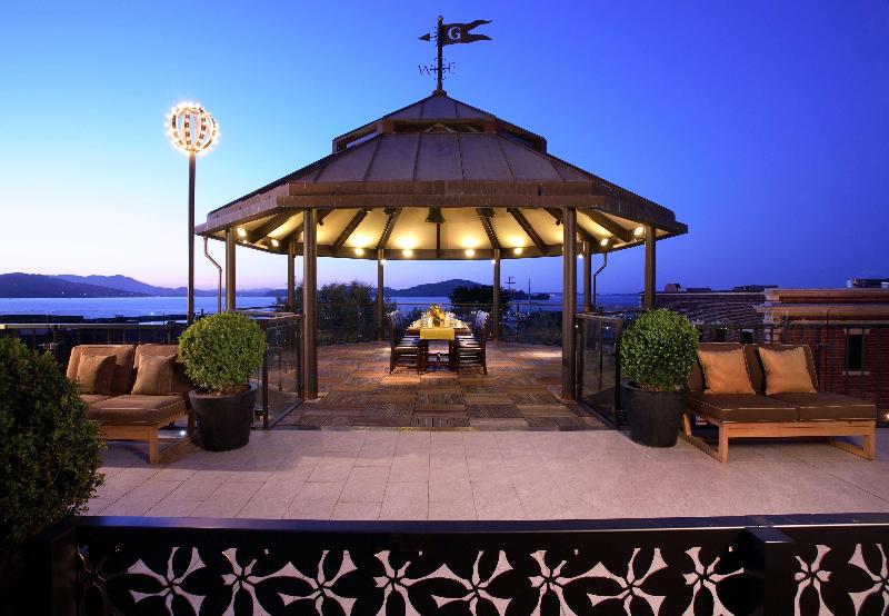 בית מלון כפרי The Fairmont Heritage Place Ghirardelli Square