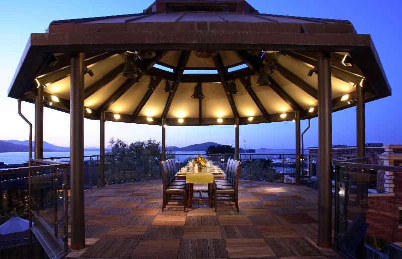 בית מלון כפרי The Fairmont Heritage Place Ghirardelli Square