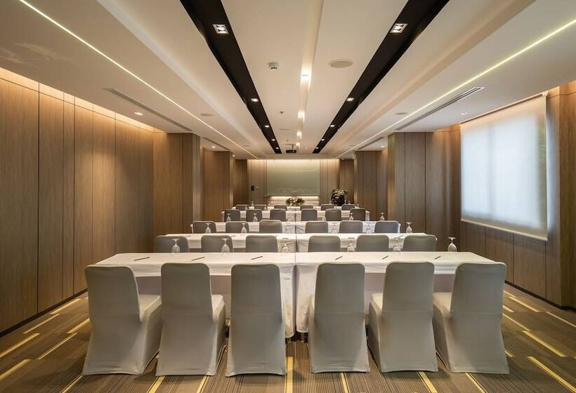 The Heritage Chiang Rai Hotel And Convention Sha Extra Plus