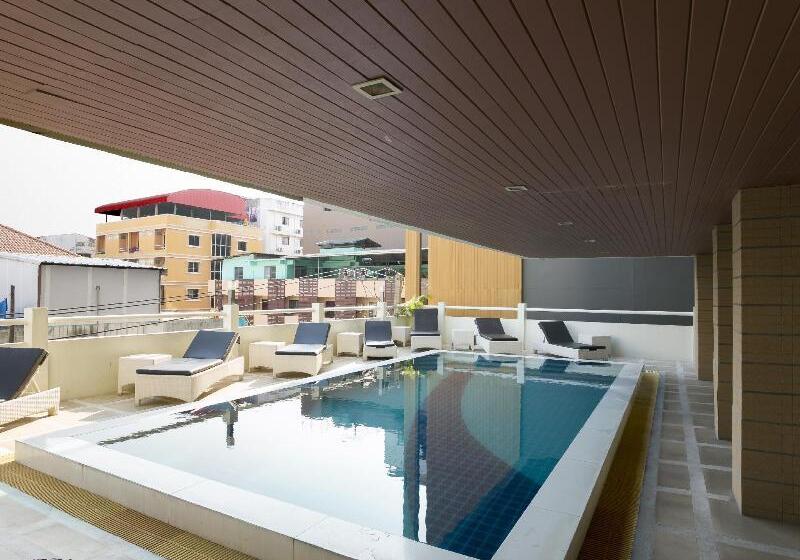 هتل The One Bay Breeze