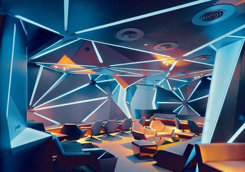 هتل The Park Hyderabad, Banjara Hills Near Hussain Sagar Lake