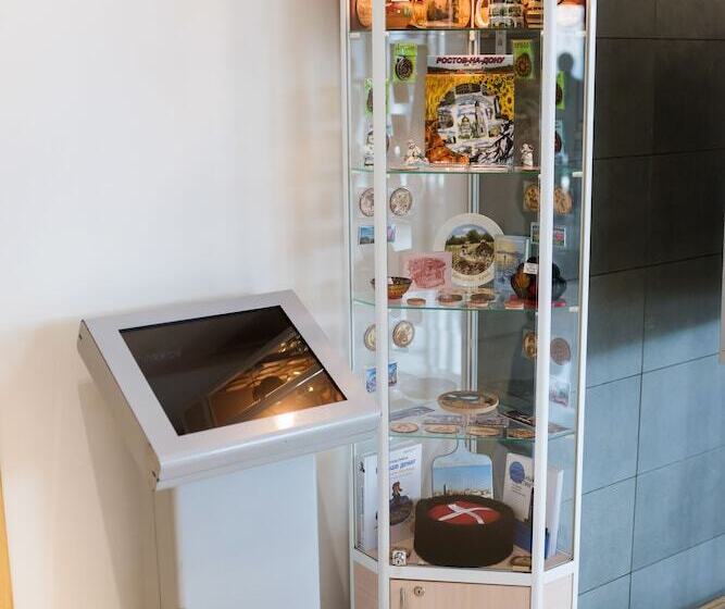 בית מלון כפרי Topos Congress