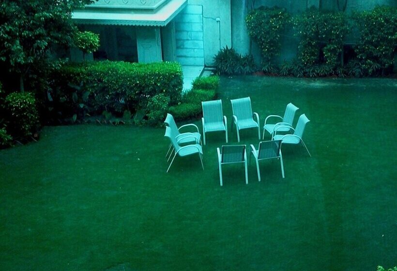 هتل United 21 Citymark   Gurgaon